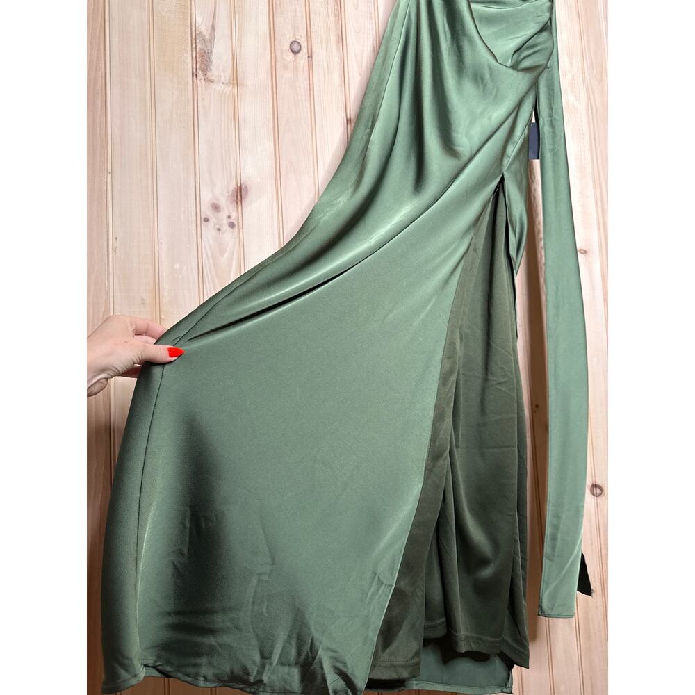 NWT Lulus Signature Elegance Olive Green Satin One-Shoulder Maxi Dress Gala Sz M - Picture 4 of 10